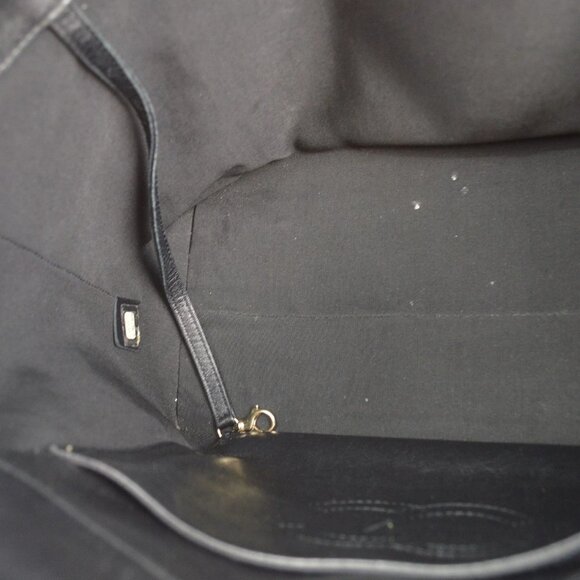 Chanel Black Lambskin Tote Bag - Picture 5 of 11